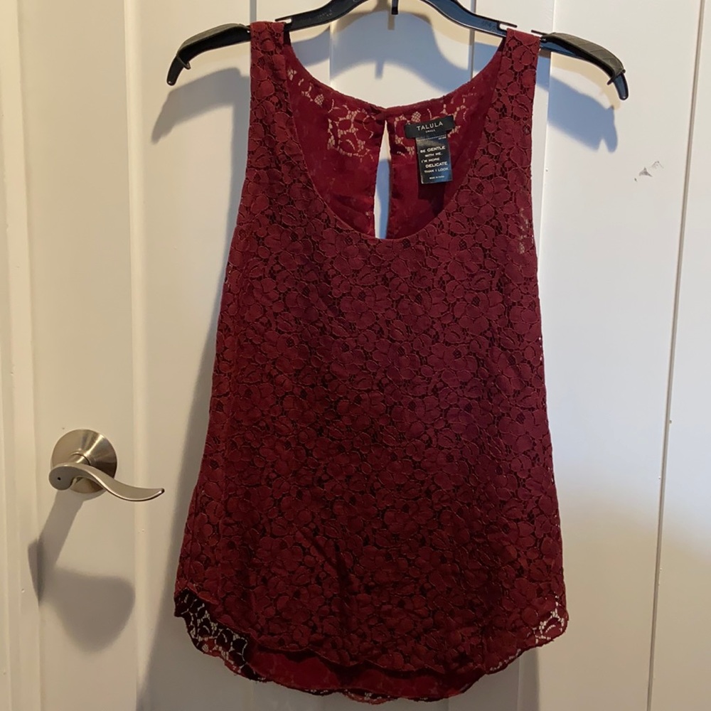 Aritizia Talula Burgundy Lace Tank Top Small
